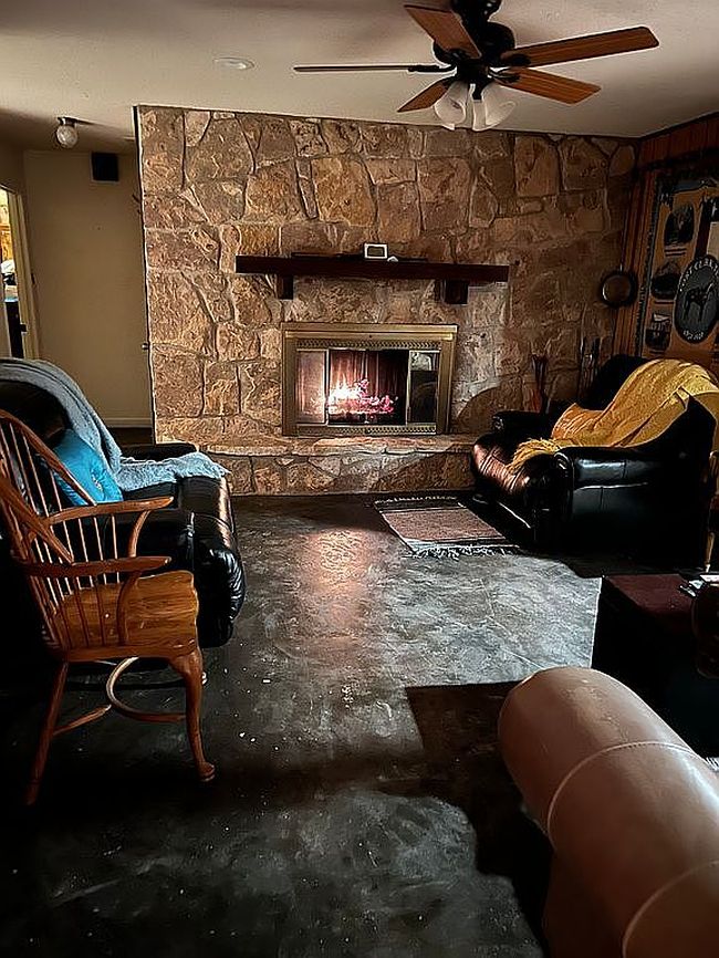 Photo of 433 Fort Clark Rd, Brackettville, TX