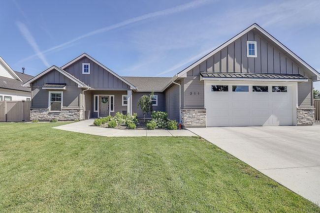 Photo of 211 Ne 8th St, Fruitland, ID