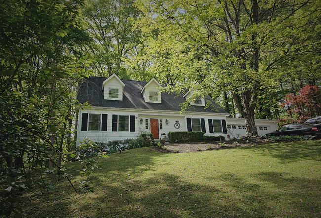 Image of 705 Villa Crest Dr