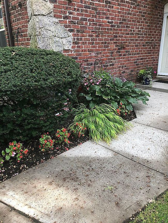 Photo of 25 Glen Hollow Dr Apt H9, Holtsville, NY