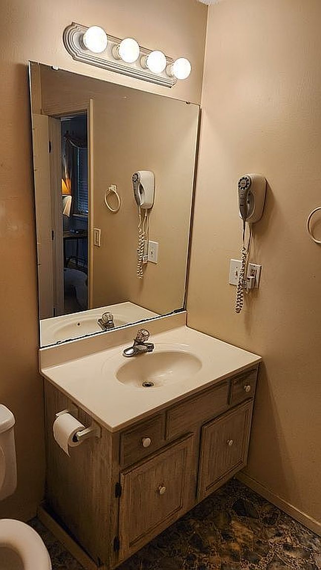Photo of 111 Evans St, Mountain View, AR