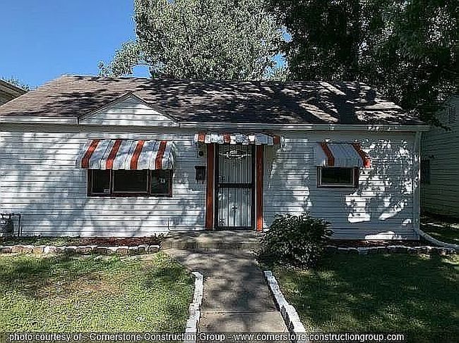 Image of 3371 Wallace Ave