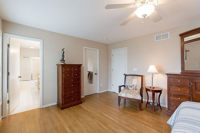 Preview of property located at 4004 Forest View Ct Ne