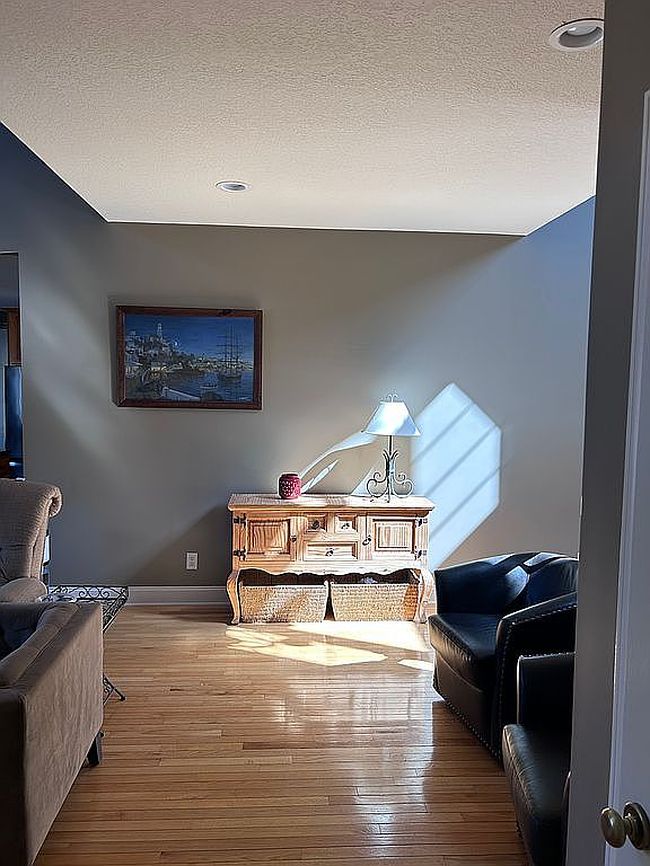 Image of 102 Bradford Village Way