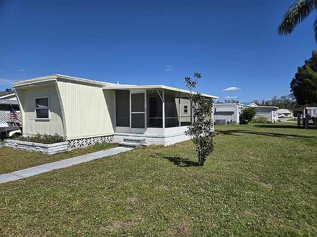 Photo of 4106 Rhine St, Sarasota, FL