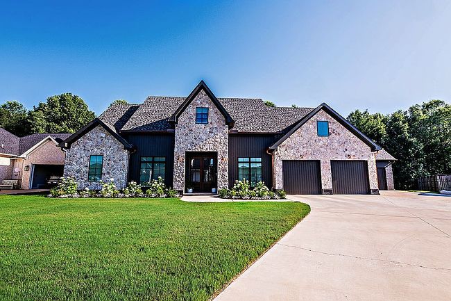 Photo of 3525 Juniper Dr