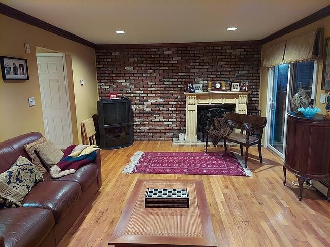 Photo of 404 Club Ct, Oceanside, NY