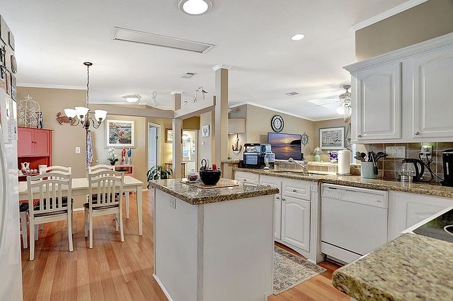 3402 Nw 64th Ct, Coconut Creek, FL