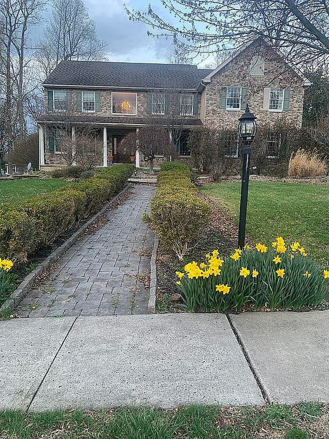 Image of 119 Manor Dr