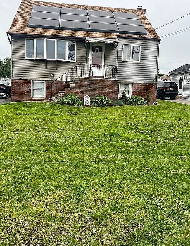 Image of 2 Lincoln Pl