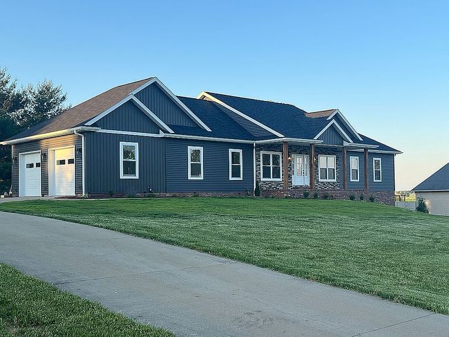 Image of 2414 Shannon St