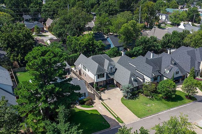 Image of 1536 E 35th Pl
