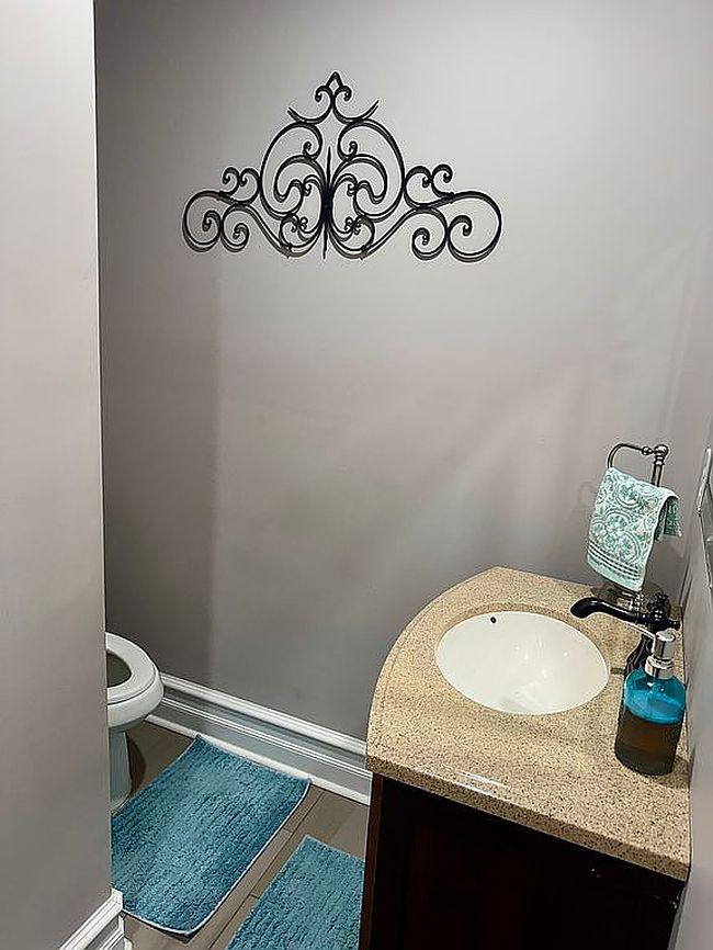Photo of 3508 Alfalfa St Ne, Conover, NC