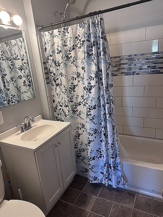 Image of 333 S 3rd St