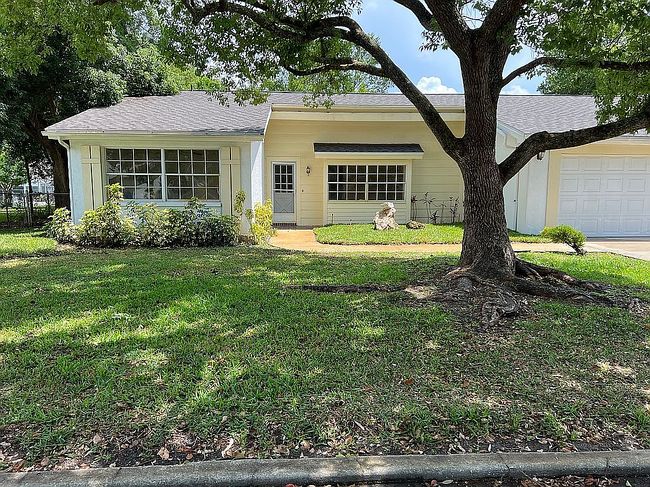 Image of 8516 Forest Glade Dr
