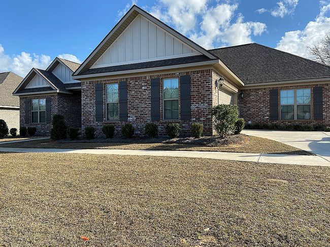 Image of 380 Scarlett Ave