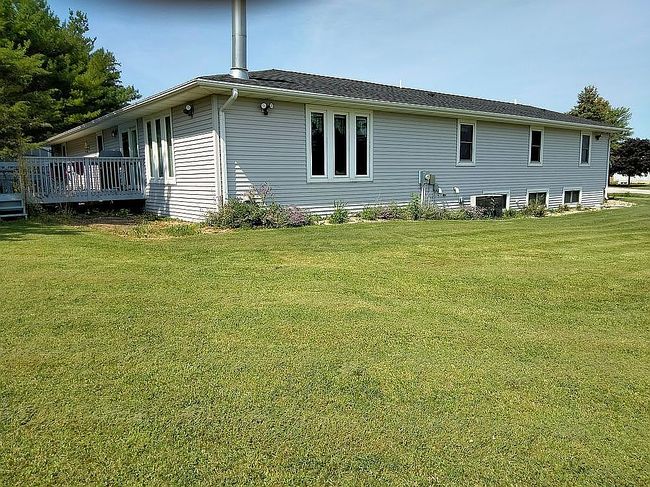 Photo of 806 N Market St, Gridley, IL