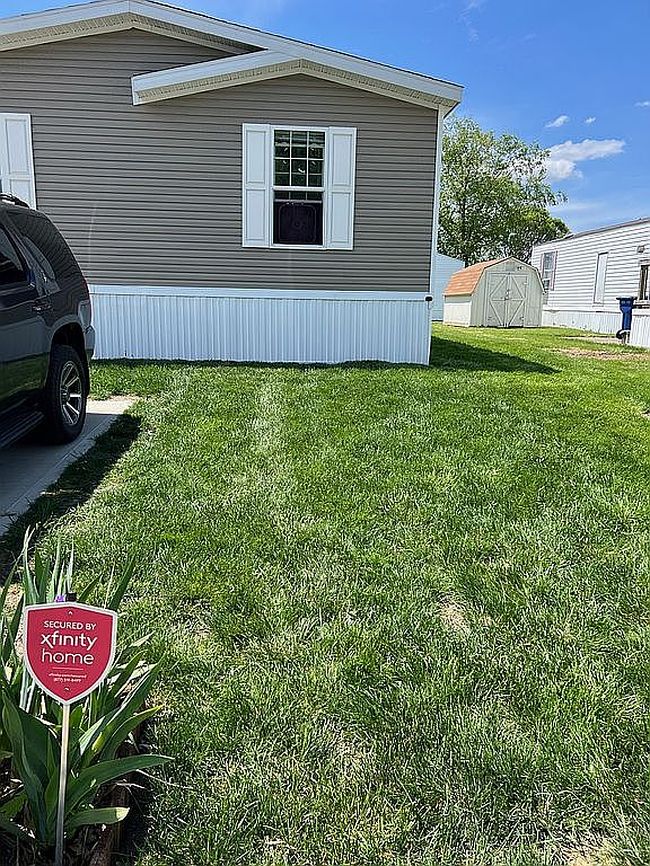 Photo of 1432 Iron Trl E, Indianapolis, IN