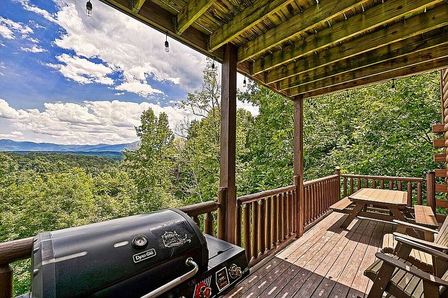 Photo of 2251 Upper Middle Creek Rd #31, Sevierville, TN