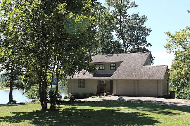 Image of 230 Arrowhead Dr