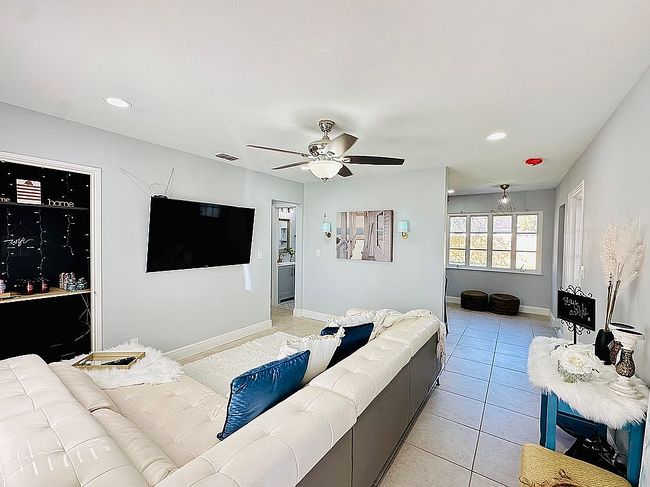 Additional photo 2 of property located at 3807 W Oklahoma Ave