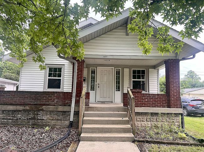 Photo of 1437 E Edwards Ave, Indianapolis, IN