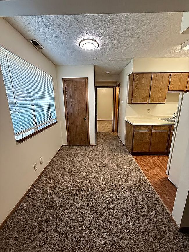 Photo of 1436 E St, Lincoln, NE