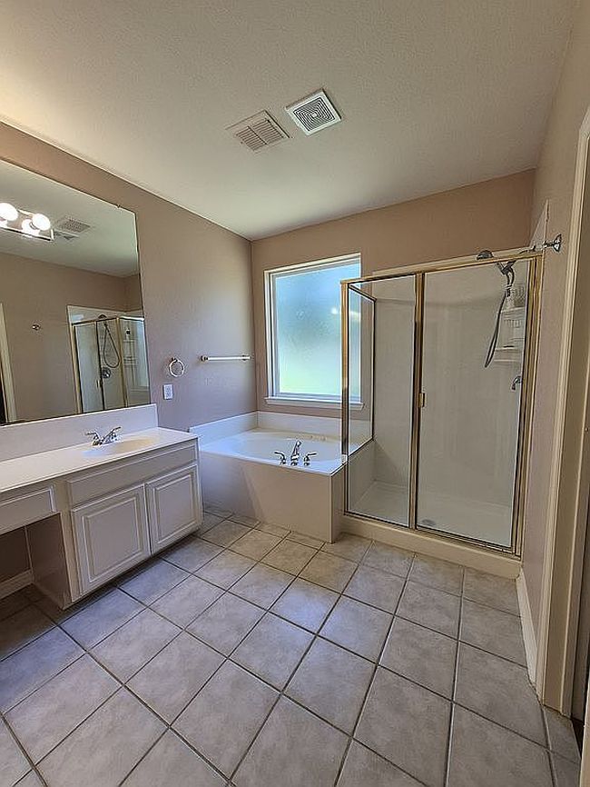 Photo of 12408 Shale Dr, Keller, TX