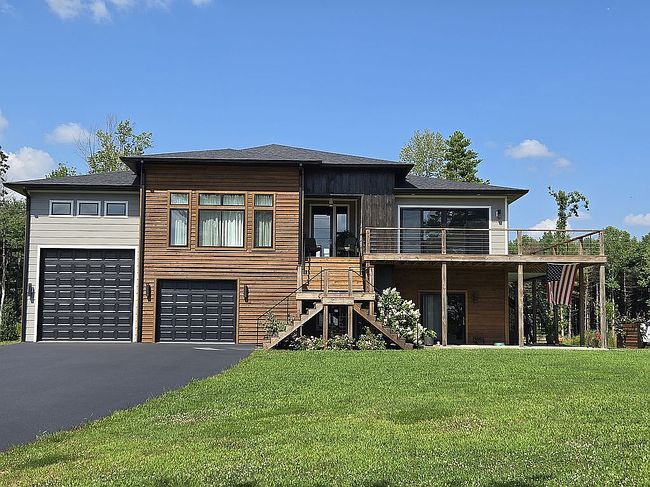 Photo of 133 Lakeshore Dr, Russell Springs, KY