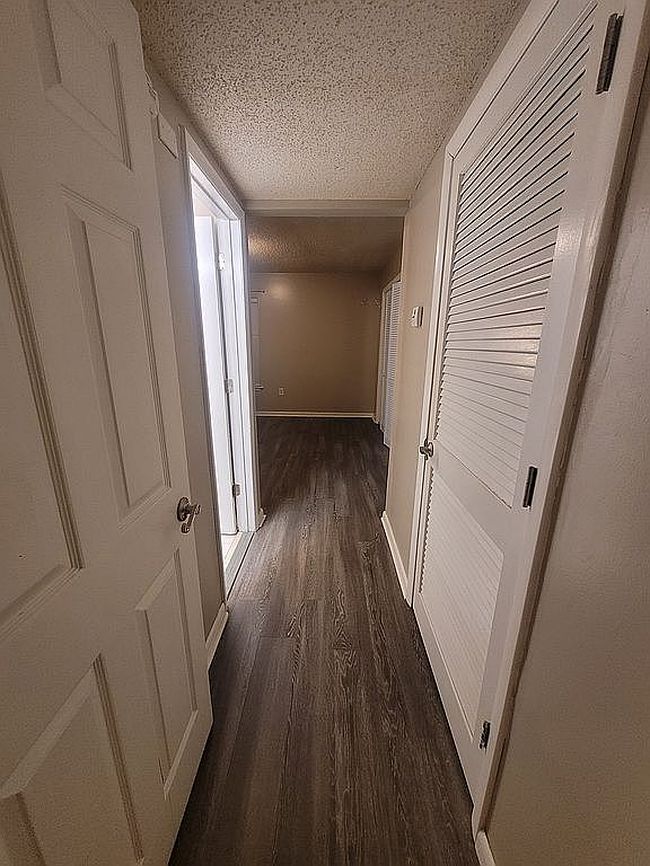 Image of 158 E University Dr Apt 104G