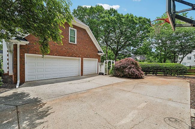 Additional photo 3 of property located at 2430 Stonevalley Ln