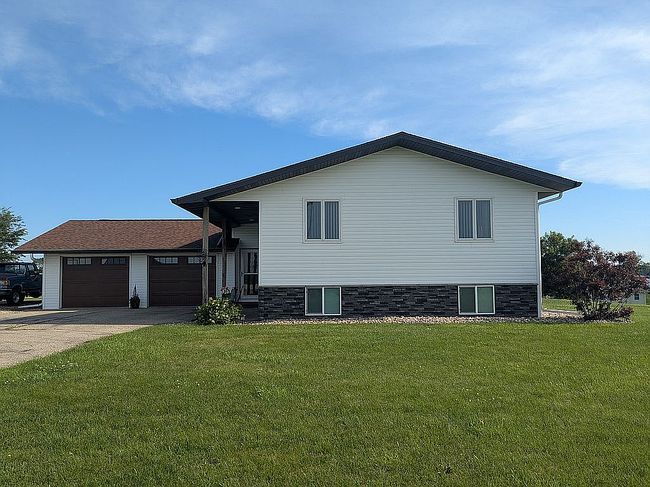 Preview of property located at 3539 430th St