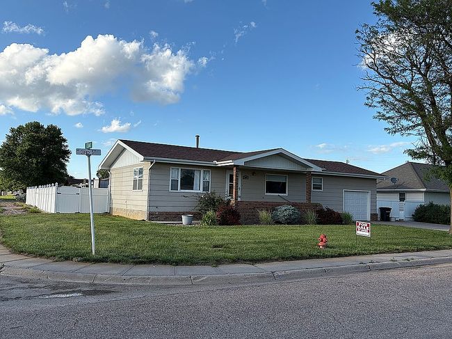 Photo of 281 W 3rd St, Grainfield, KS