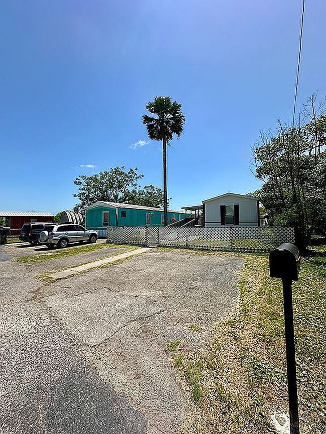 Photo of 505 Rosemary St, Corpus Christi, TX