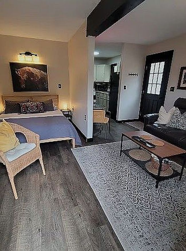 Image of 60 Walden Pond Rd