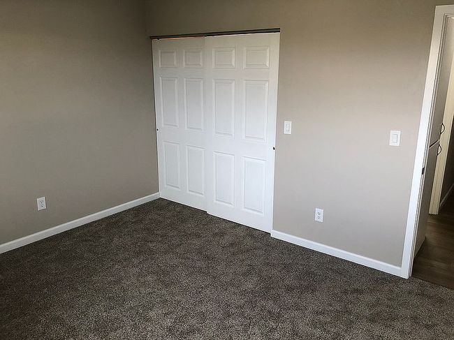 Image of 100 Avenue 60 #13