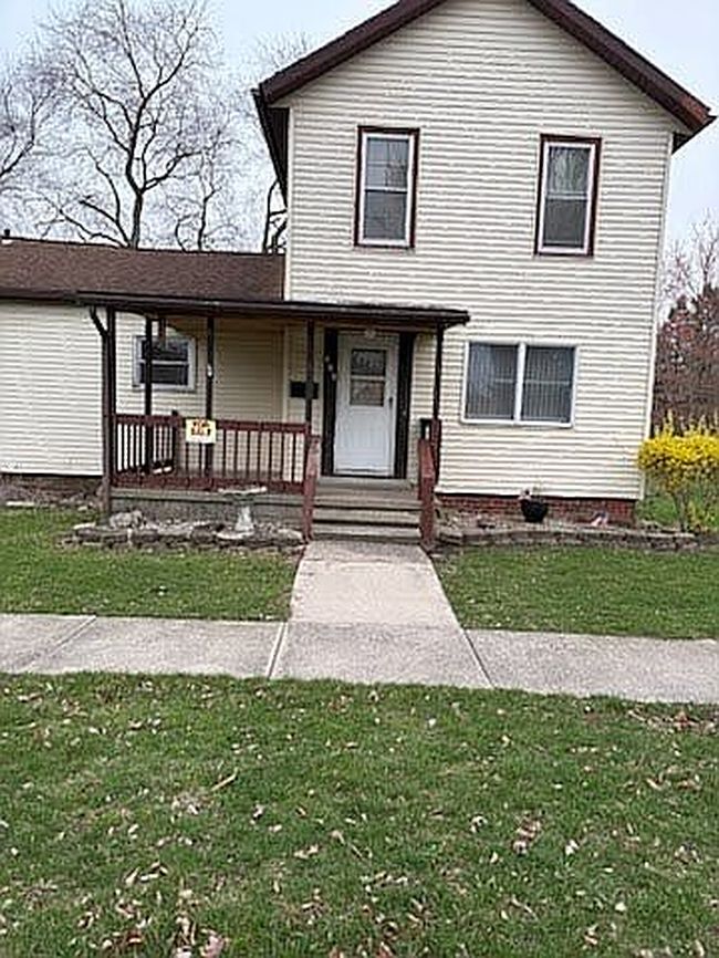 Image of 433 E Main St