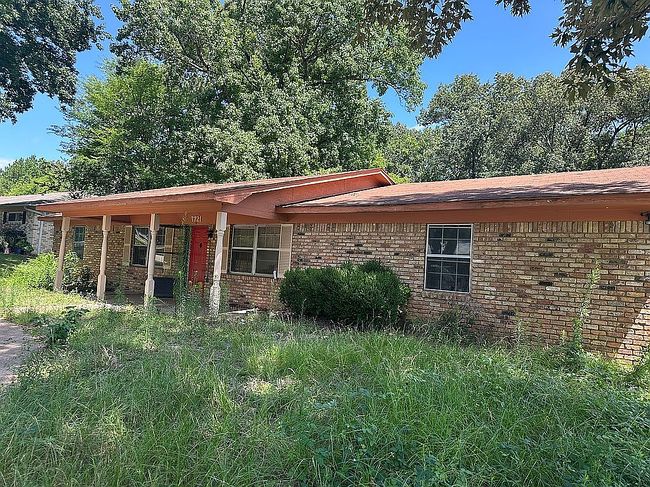 Photo of 3721 W Elm St, Tyler, TX