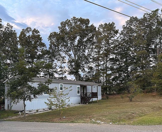 Photo of 16659 Natchez Trace Rd