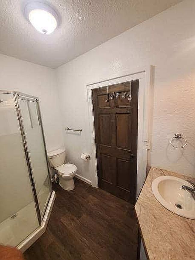 Image of 803 Elm St