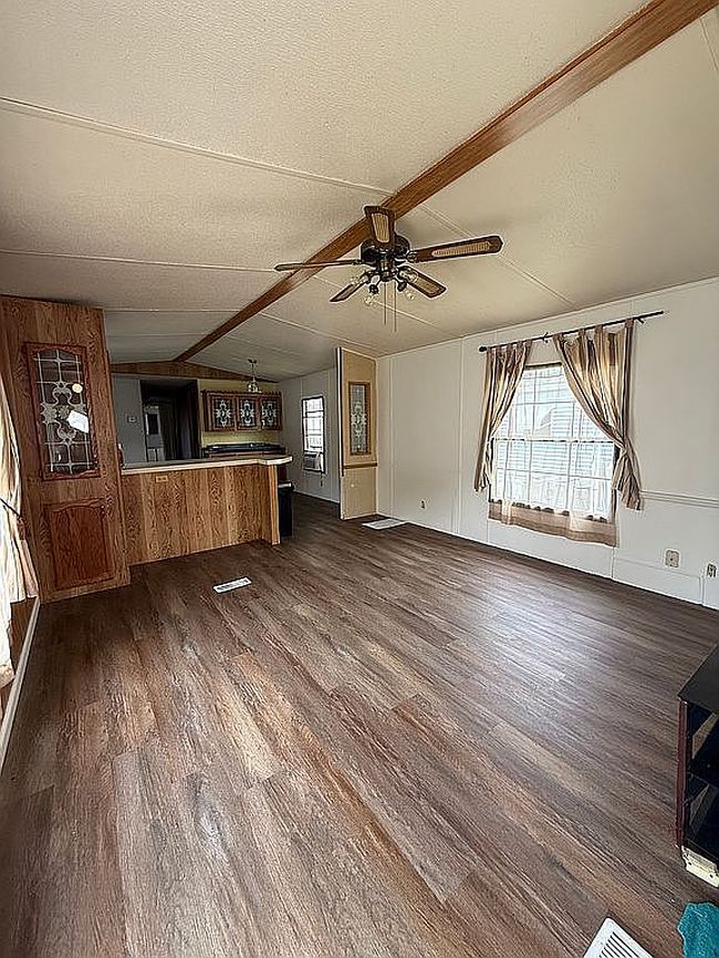 Photo of 21 Geneva Rd, Lakehurst, NJ