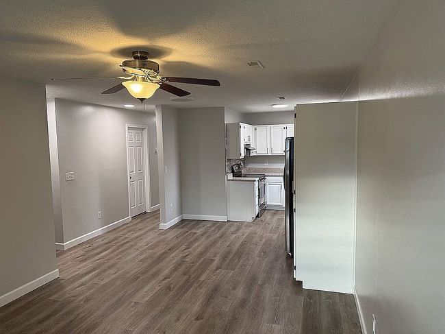 Photo of 3104 Lakeshire Dr, Springfield, IL