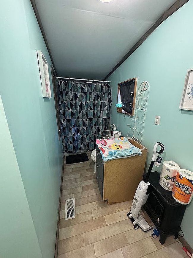 Photo of 3928 Stewart St, Welch, WV
