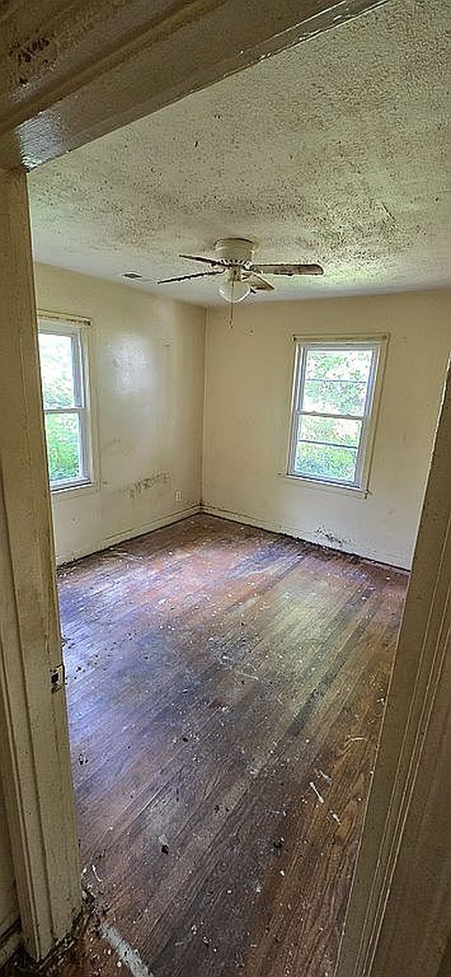 Image of 1934 S 28th St
