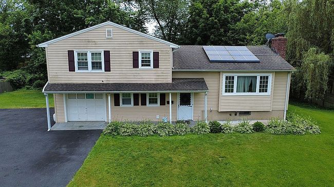 Photo of 25 Dairy Farm Rd, Norwalk, CT