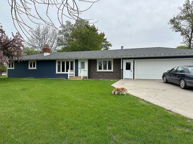Preview of property located at 171 N 3rd St