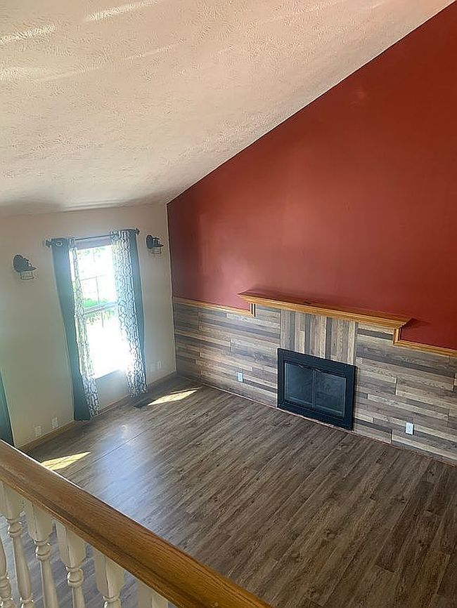 Additional photo 1 of property located at 2848 Drake St