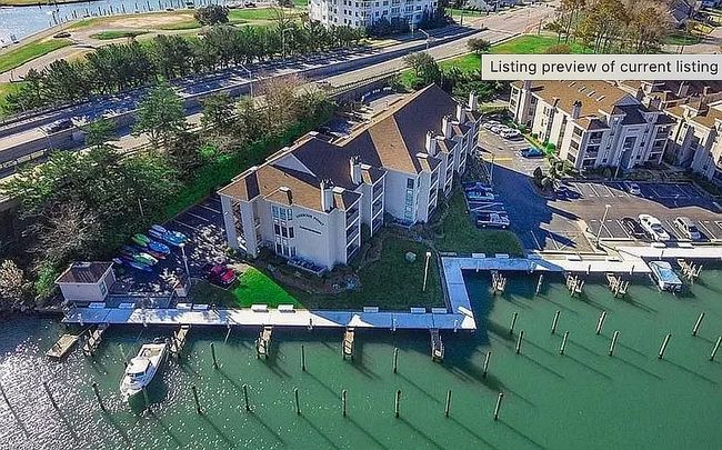 Image of 401 Harbour Poin #201