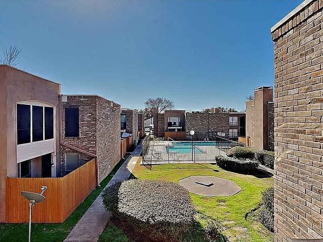 Photo of 5524 Boca Raton Blvd Apt 405, Fort Worth, TX