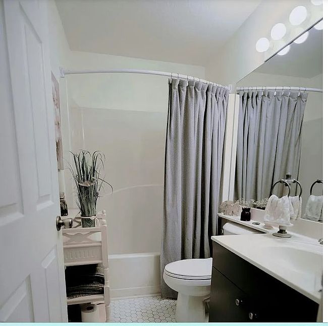 Additional photo 1 of property located at 21 Vista De Laguna